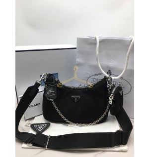 프라다 리에디션 나일론 테수토 호보백 리뉴얼 (하이엔드급)