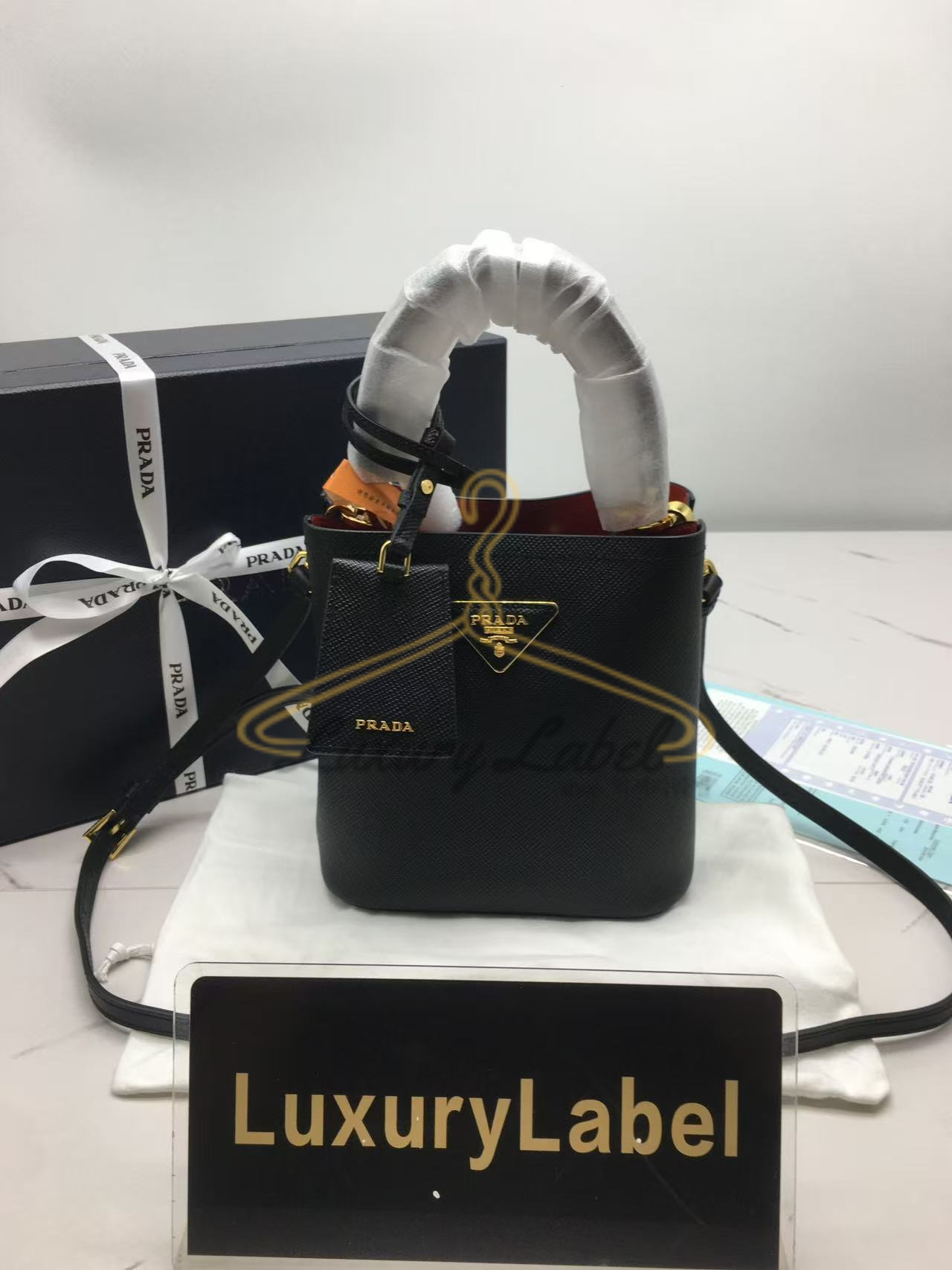 프라다 파니에 사피아노 스몰백 (하이엔드급)