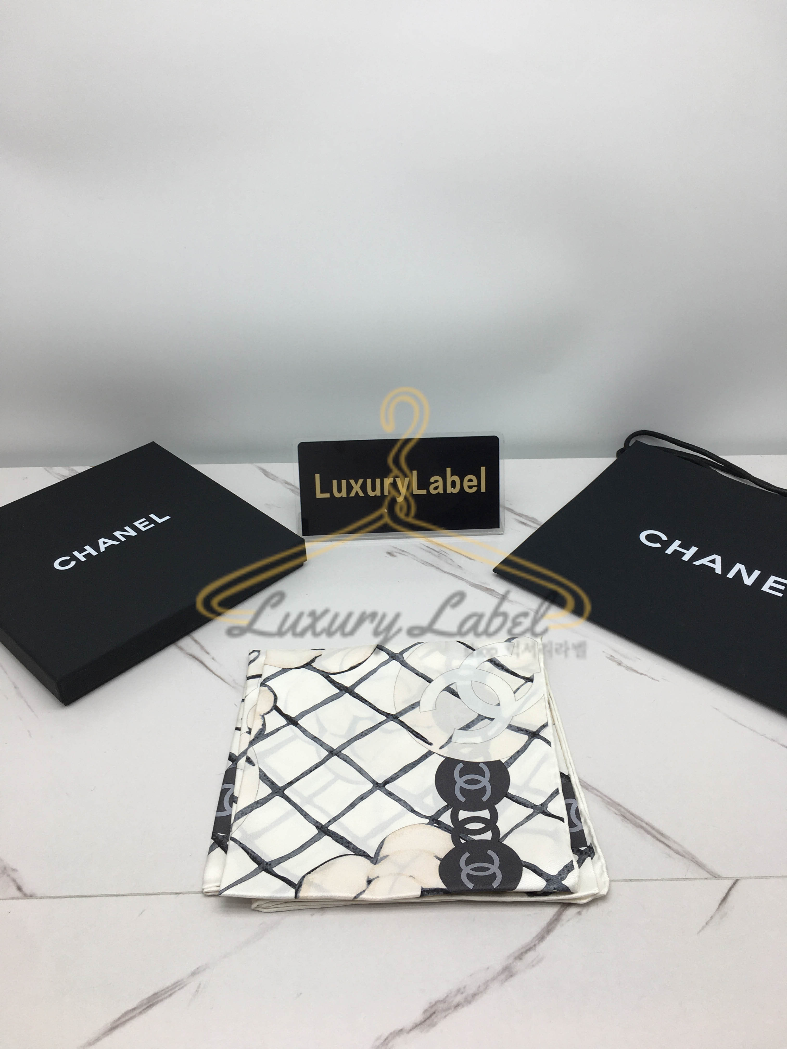 샤넬 밀크 머플러