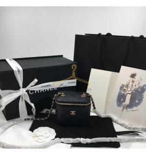 샤넬 베니티 미니 백 (캐비어)