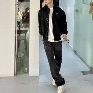 프라다 바시티 후드 자켓 (남성용)