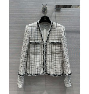 샤넬 24SS 브이넥 클래식 자켓