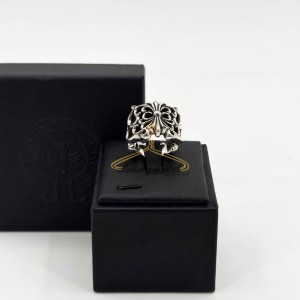 크롬하츠 케이트 허드슨 링