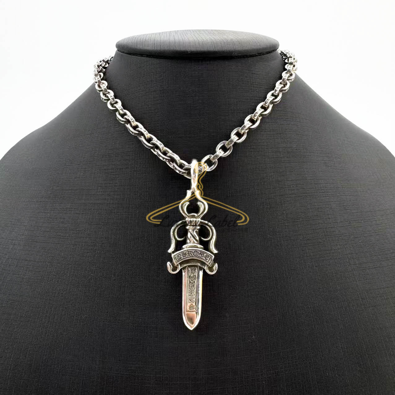 크롬하츠 미디움 대거 체인 펜던트