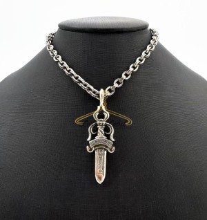 크롬하츠 미디움 대거 체인 펜던트