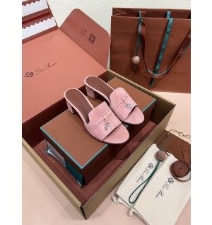 로로피아나 썸머 참스 샌들