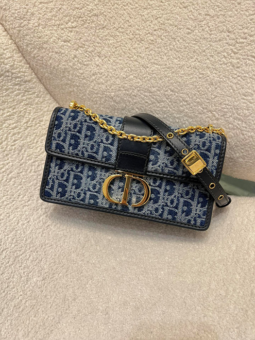디올 30몽테인 이스트웨스트 체인백 [정품급]