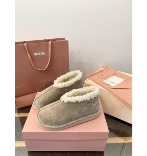 미우미우 스웨이드 시어링 부티