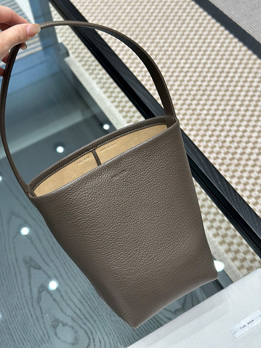 더 로우 NS 파크백 스몰 (upgrade ver.)