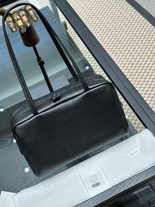 더 로우 아스트라 볼링백 그레인 카프스킨 레더