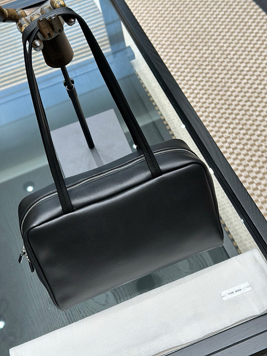 더 로우 아스트라 볼링백 나파 풀 램스킨레더