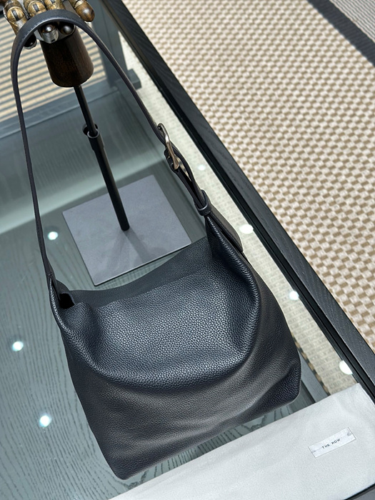 더 로우 이사백 (컬러 네이비)