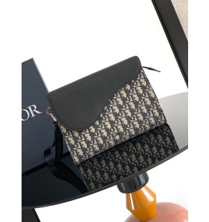 디올 A5 트라이앵글 파우치 2ADCA540YKS