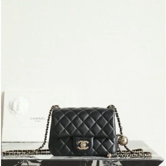 샤넬 25K 라이트 골드볼 쁘띠삭 플랩백